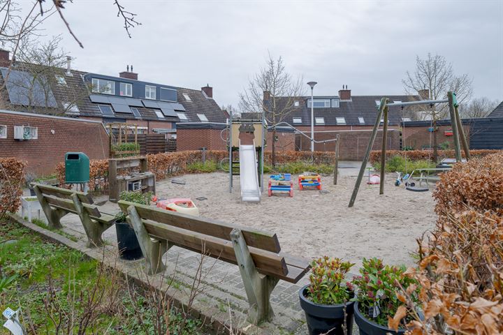 Bekijk foto 49 van Middelstekamplaan 1