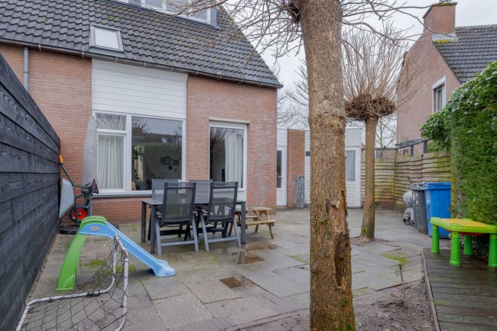 Bekijk foto 46 van Middelstekamplaan 1