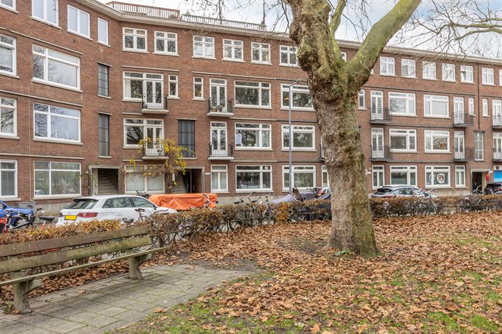 Bekijk foto 34 van Baljuwplein 69