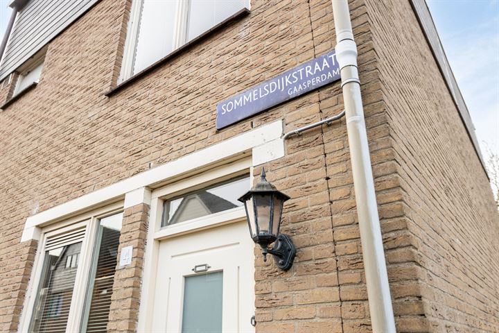 Bekijk foto 33 van Sommelsdijkstraat 4