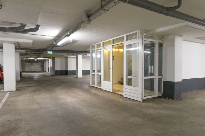 Bekijk foto 12 van Naarderstraat 33-B