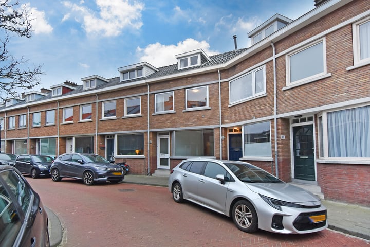 Bekijk foto 2 van Adriaan Coenenstraat 41