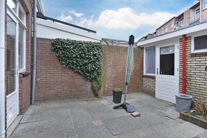 Bekijk foto 18 van Adriaan Coenenstraat 41