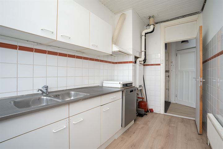 Bekijk foto 14 van Lyonnetstraat 71