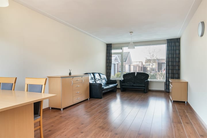 Foto 10 van Van Oost-Frieslandstraat 96