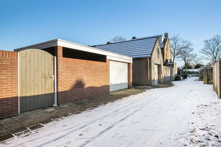 Foto 33 van Van Oost-Frieslandstraat 96