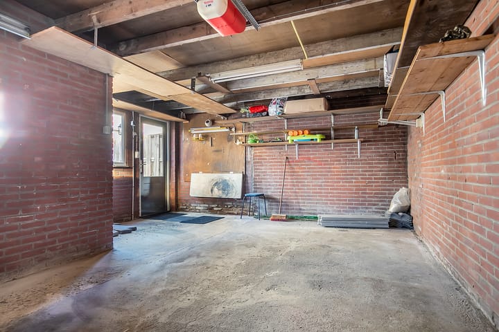 Foto 32 van Van Oost-Frieslandstraat 96