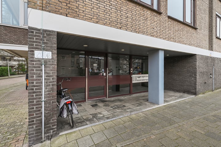 Bekijk foto 3 van Catharina van Rennesstraat 137