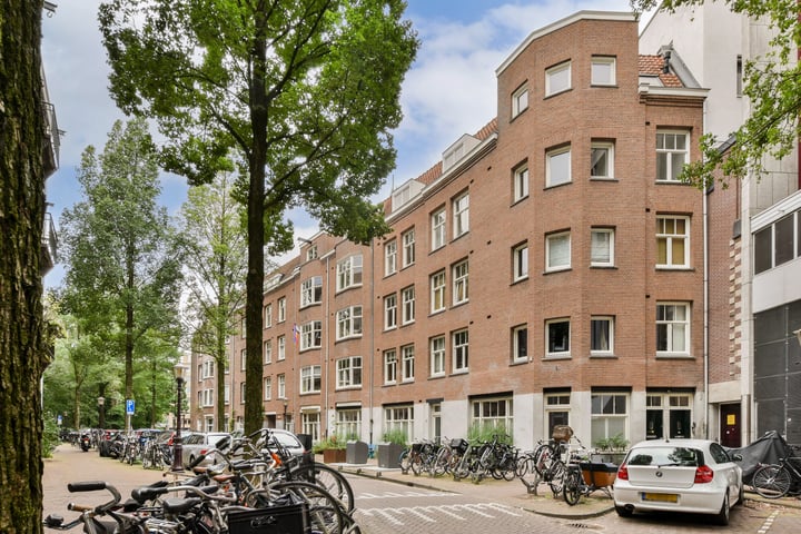 Bekijk foto 1 van Zocherstraat 54-IV