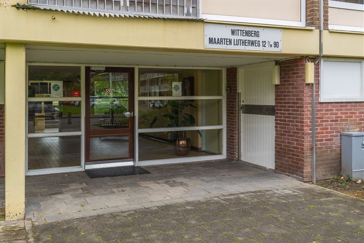 Bekijk foto 18 van Maarten Lutherweg 68