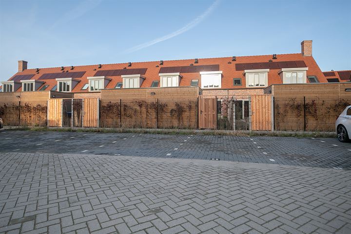 View photo 30 of Ebbenhout 15