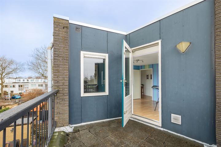 Bekijk foto 46 van Neonblauw 9