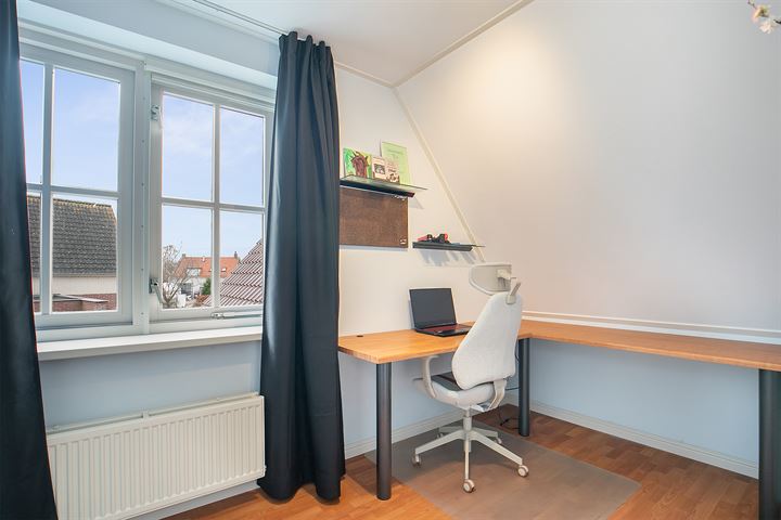 View photo 27 of Van Zeylstraat 4