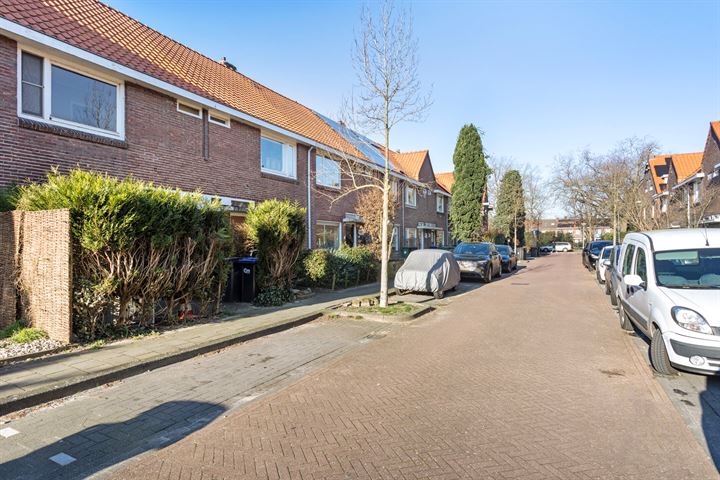 Bekijk foto 3 van Zonneroosstraat 18