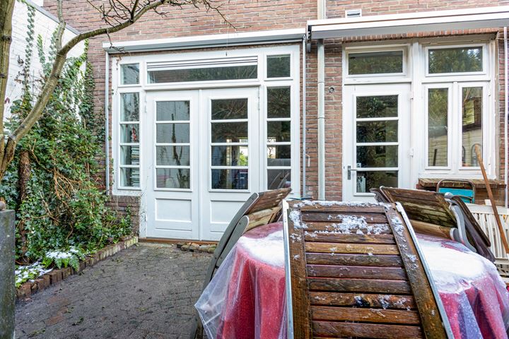 Bekijk foto 41 van Hobbemastraat 4