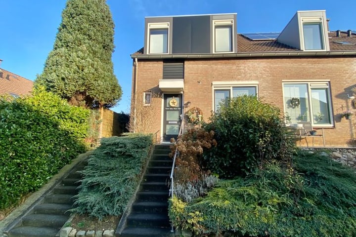 Bekijk foto 47 van Sint Josephstraat 1