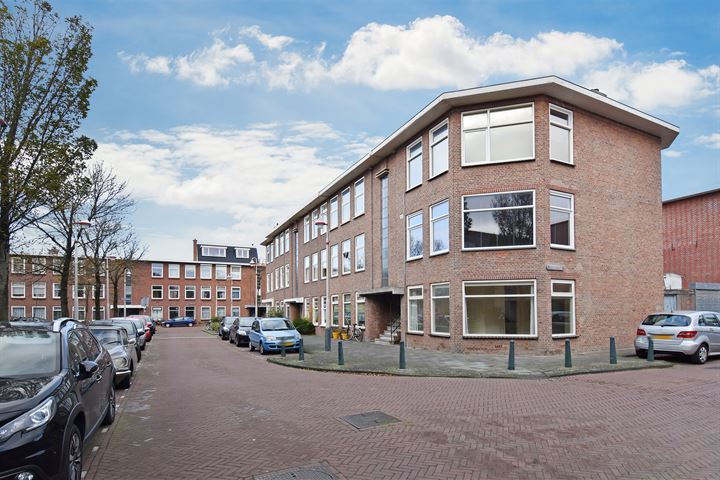 Bekijk foto 2 van Breezandstraat 21