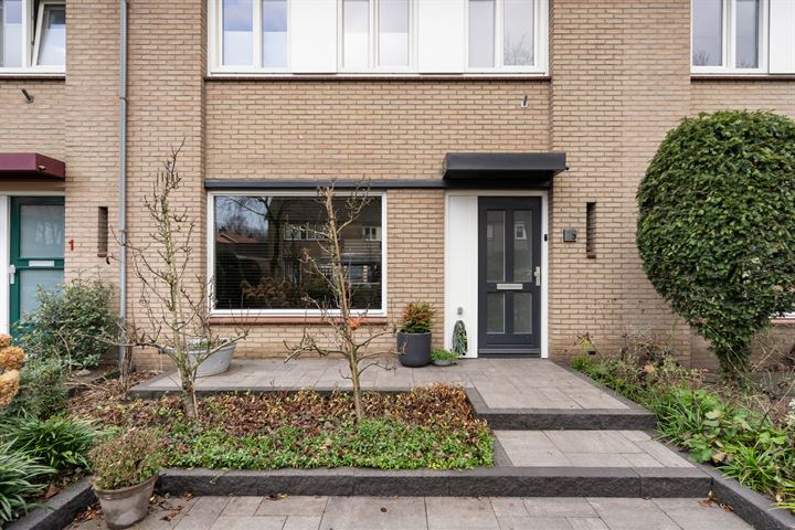 Bekijk foto 35 van Jasmijnstraat 3