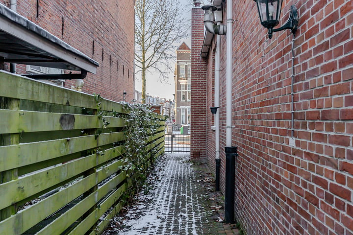 Bekijk foto 38 van Noorderstationsstraat 27