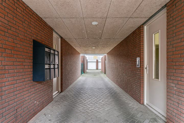 View photo 18 of Voorstraat 56-A