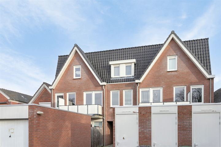 View photo 23 of Voorstraat 56-A