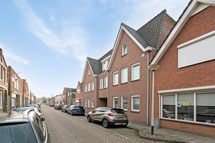 View photo 24 of Voorstraat 56-A