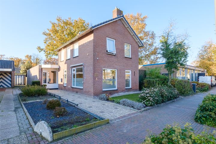 Bekijk foto van Kampstraat 6