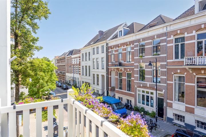 View photo 7 of Emmastraat 29