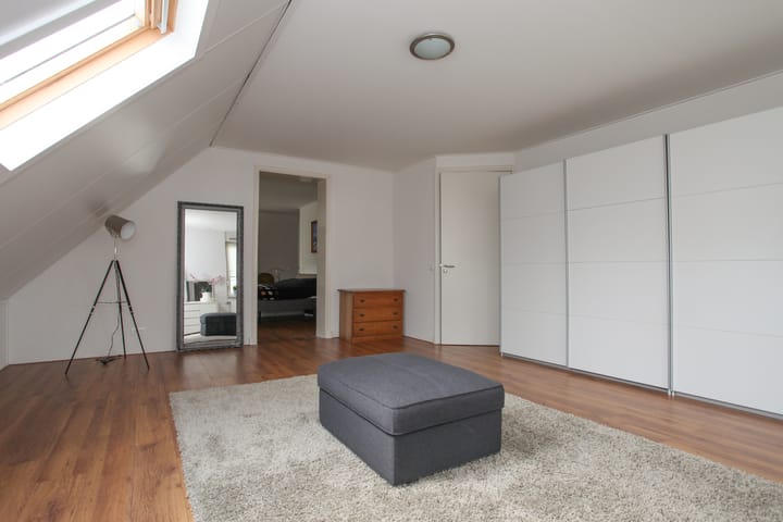 Foto 64 van Nijreesdwarsweg 6