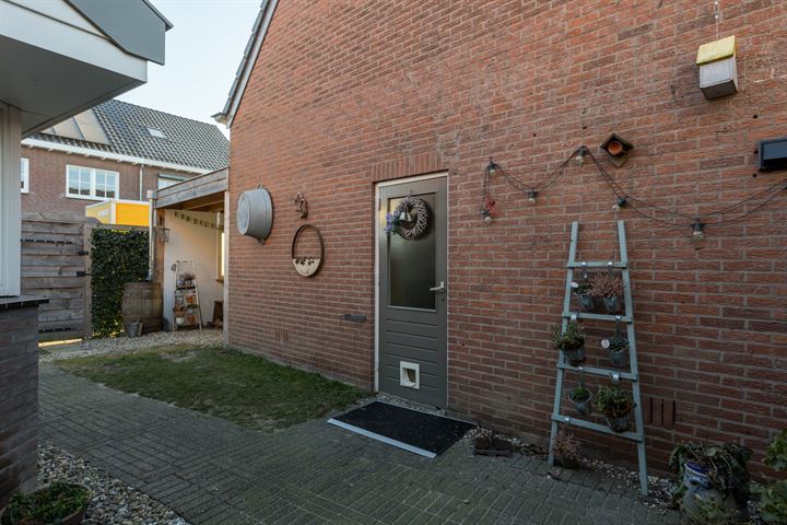 Bekijk foto 43 van Liniestraat 28