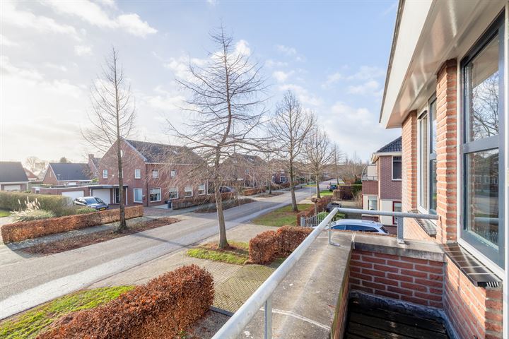 View photo 35 of Stuurboord 115