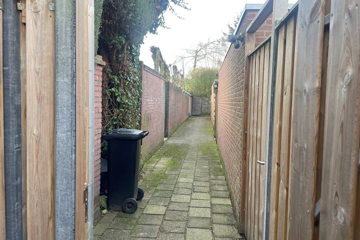 Bekijk foto 20 van Hopstraat 10