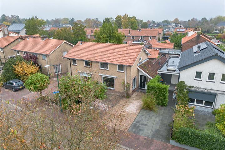 Bekijk foto 37 van Prins Bernhardlaan 2