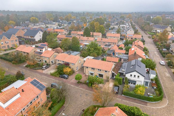 Bekijk foto 40 van Prins Bernhardlaan 2