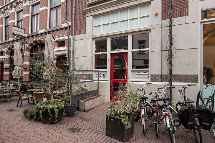 View photo 46 of Beekstraat 3-1