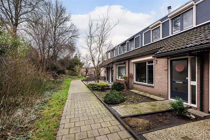 View photo 2 of Willem van Oranjestraat 88