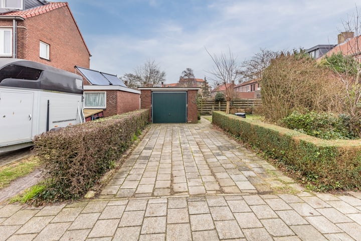 Bekijk foto 15 van Ruysdaelstraat 54