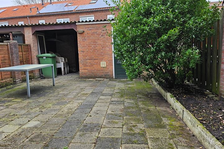 View photo 25 of Meidoornstraat 15