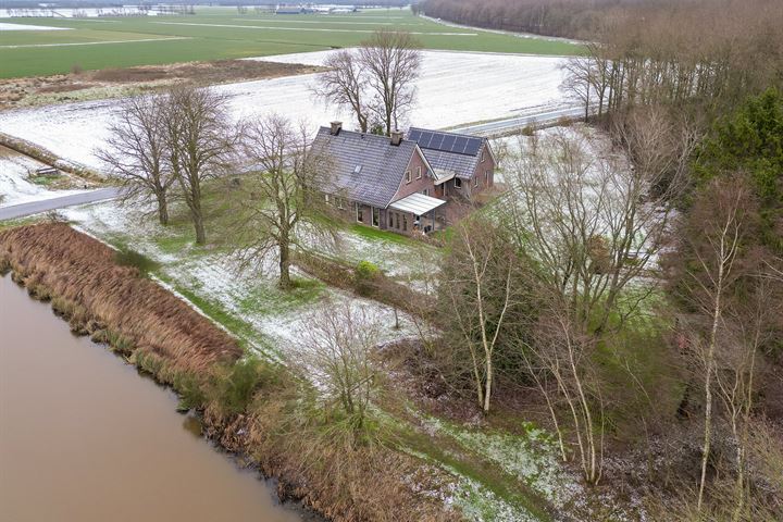 Bekijk foto 2 van Jongbloedvaart 2