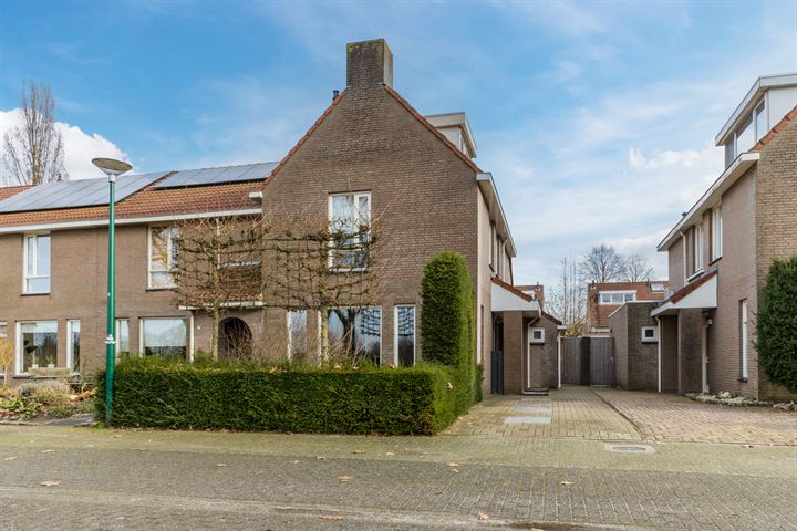 Bekijk foto 46 van Schubertstraat 10