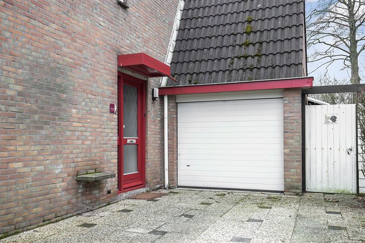 Bekijk foto 4 van Esdoornstraat 18