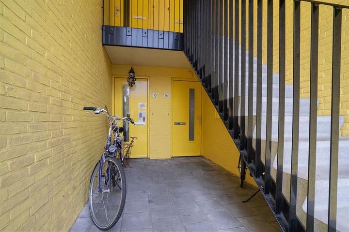 View photo 27 of Van Hallstraat 16