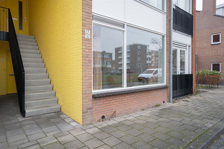 View photo 31 of Van Hallstraat 16