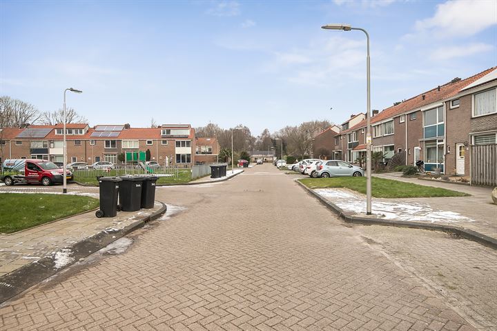 Bekijk foto 31 van Deltastraat 25