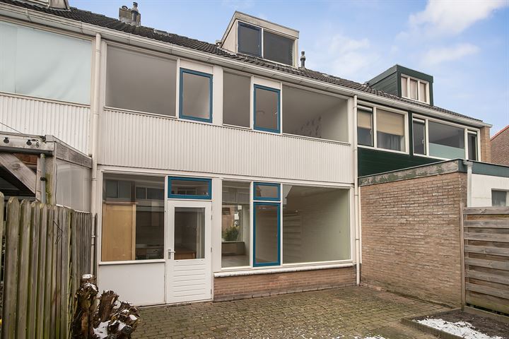 Bekijk foto 30 van Deltastraat 25