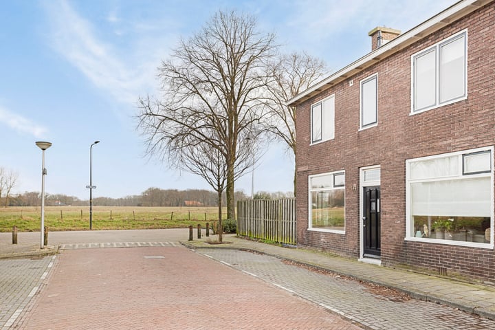 Bekijk foto 5 van Van Riebeekstraat 134