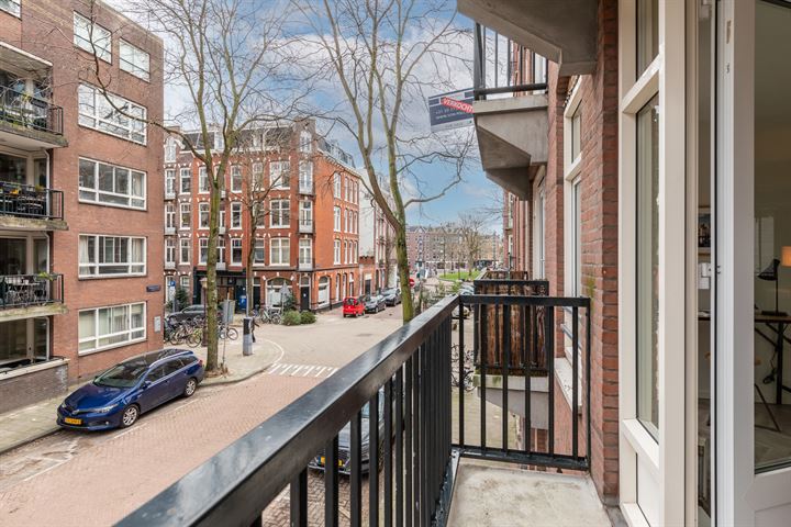 View photo 10 of Staringstraat 32-1