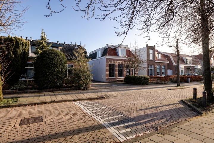 Bekijk foto 37 van Lindenlaan 40