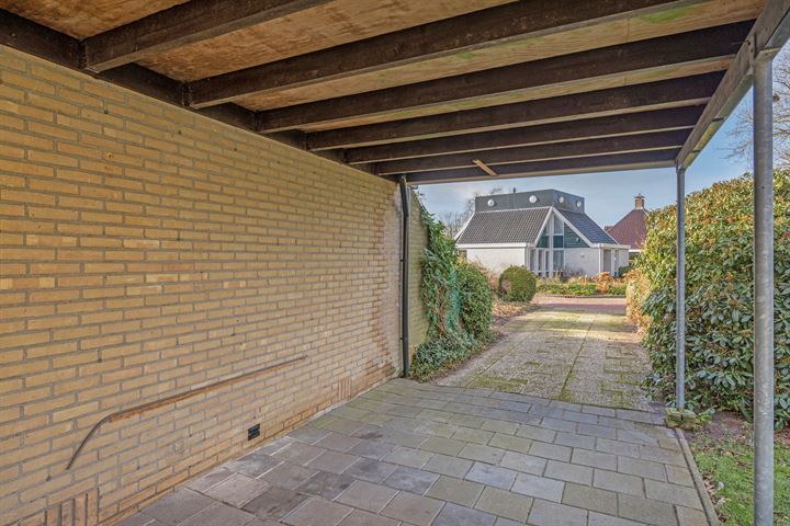 Bekijk foto 32 van Dingspelstraat 4