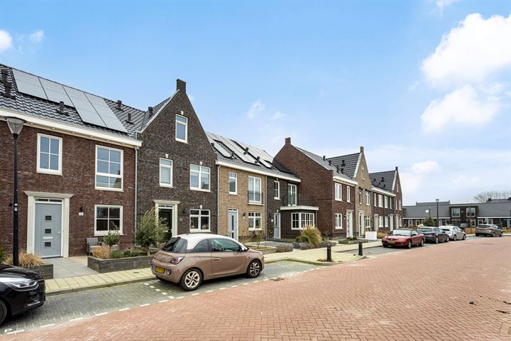 Bekijk foto 31 van Grondzeilerstraat 18